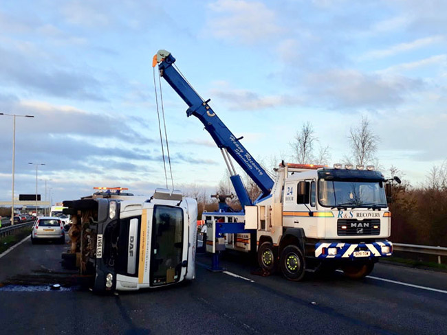 accident recovery and crane unit hire